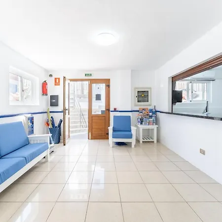 Isla De Lobos - Adults Only * Puerto del Carmen (Lanzarote)